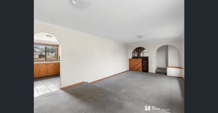 NEAT THREE BEDROOM FAMILY HOME - Photo 3