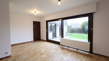 Charmante halfopen woning te huur nabij het centrum van Roeselare - Foto 2