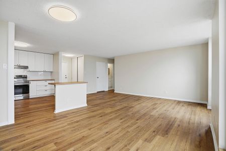 For Lease - 2951 Riverside Drive Unit# 1215, Billings Bridge - Riverside Park and Area, Ontario - Photo 2