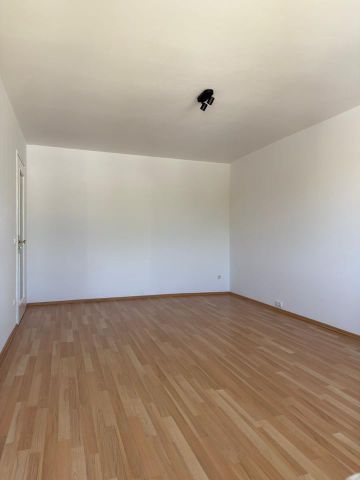 Schöne, helle 1-Zimmer-Wohnung mit Balkon – Top-Lage München - Photo 3