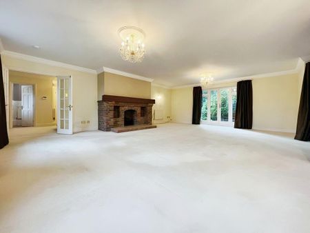5 bedroom detached house to rent - Photo 2