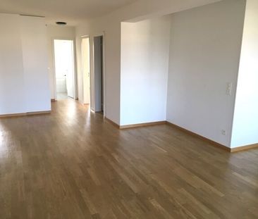 Spacious living in Neufeld guaranteed - Photo 3