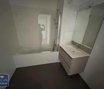 Location Appartement 4 pièces 86m² PUTEAUX 92800 - Photo 4