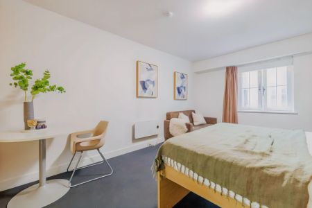 1 Bedroom suite - Photo 2