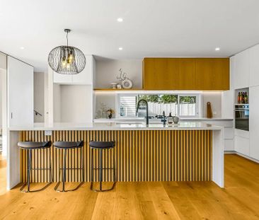 Brand-New Coastal Family Retreat in PointChevalier - Photo 1