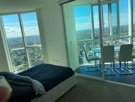 2 Bed Flat, Skygardens, SW8 - Photo 5