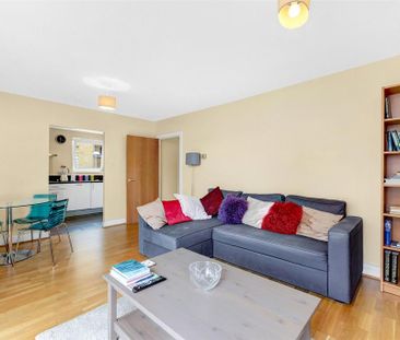 2 bedroom apartment to rent - Photo 2