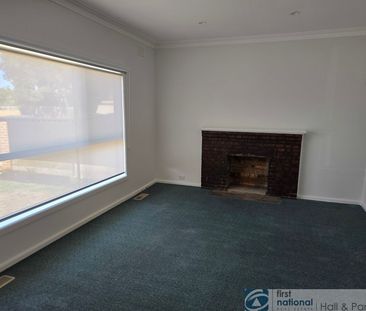 1 / 15 Janice Grove, Dandenong - Photo 5