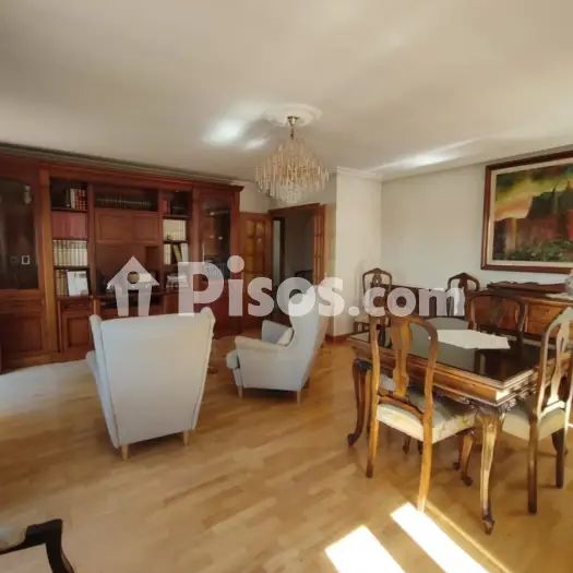 Piso en alquiler en Astorga - Foto 1