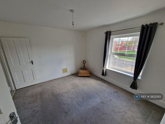 2 bedroom semi-detached house to rent - Photo 1
