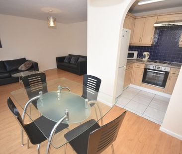 3 bedroom apartment to rent - Photo 1