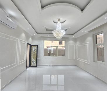 5 BR Villa in Al Yasmeen 1 - Serene Retreat - Photo 5