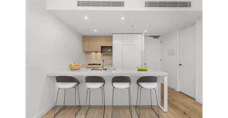 A Vogue Classic in 'Oscar Brighton' - Photo 3