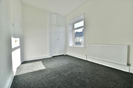 3 bedroom terraced house to rent - Photo 4