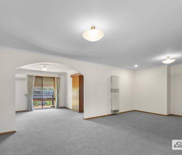 Elite Kennington Neighbourhood - Photo 3