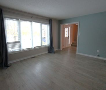 For Lease - 20 Brown Street, Barrie, Ontario - Photo 1