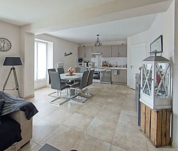 Location appartement 70.02 m², Maillane 13910 Bouches-du-Rhône - Photo 3