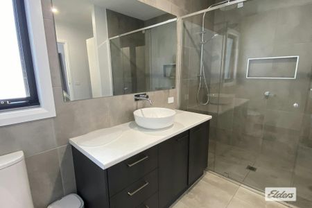 Near-New 3 Bedroom, 2 Bathroom Home in Peaceful Baranduda - Photo 2