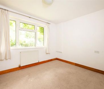 5 bedroom detached house to rent - Photo 5