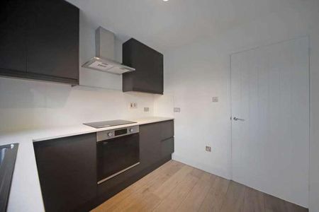 Grove Gardens, Tring, HP23 - Photo 4