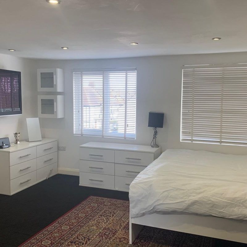 Queens Avenue, WATFORD - Photo 1