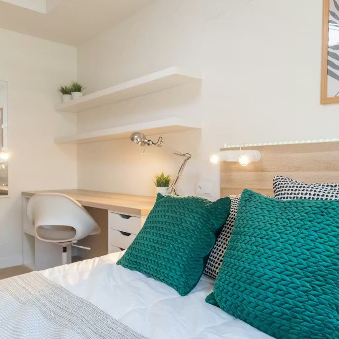 Avenida del Cardenal Herrera Oria, Madrid, Community of Madrid 28034 - Photo 1