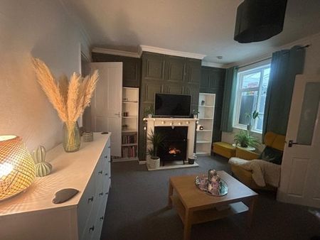 Thornborough road, Coalville, LE67 - Photo 2