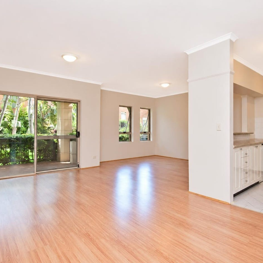 Charming Two-Bedroom Apartment with Balconies in a Leafy Dulwich Hill Setting - Photo 1