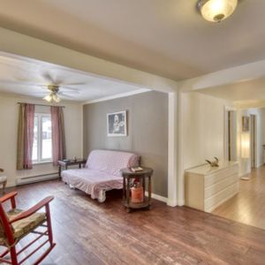 MAGNIFIQUE APPARTEMENT DE QUATRE CHAMBRES DONNANT SUR LE LAC! - Photo 2
