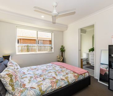 Spacious Family Home in a Perfect Position - Photo 6