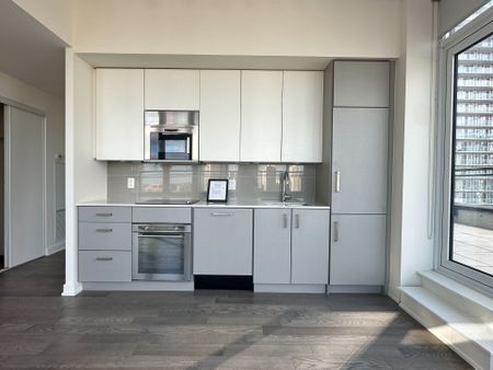 For Lease - 17 Dundonald Street Unit# 1703, Toronto, Ontario - Photo 3