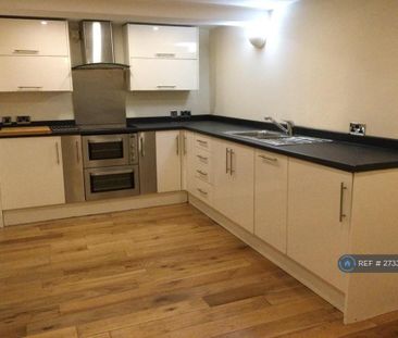 2 bedroom flat to rent - Photo 6