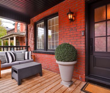 For Lease - 452 Davisville Avenue, Toronto, Ontario - Photo 1