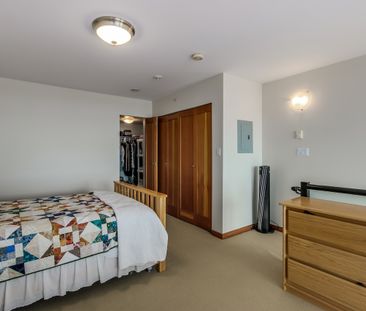 1 Bed Modern Loft In New Westminster W/ Two Parking Stalls. - Photo 6