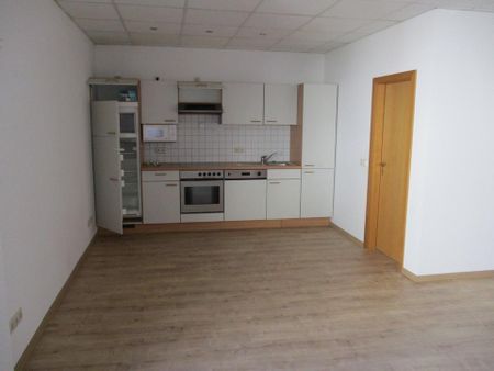 Erstbezug nach Renovierung- 2-Raum-Wohnung mit Einbauküche zu vermieten - Photo 3