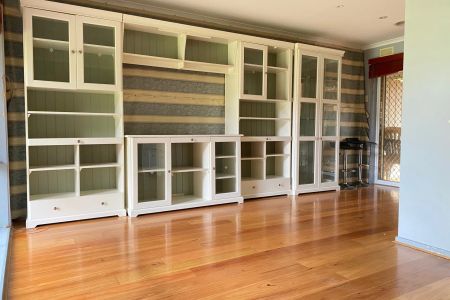 THIS PROPERTY FEATURES: - Photo 4