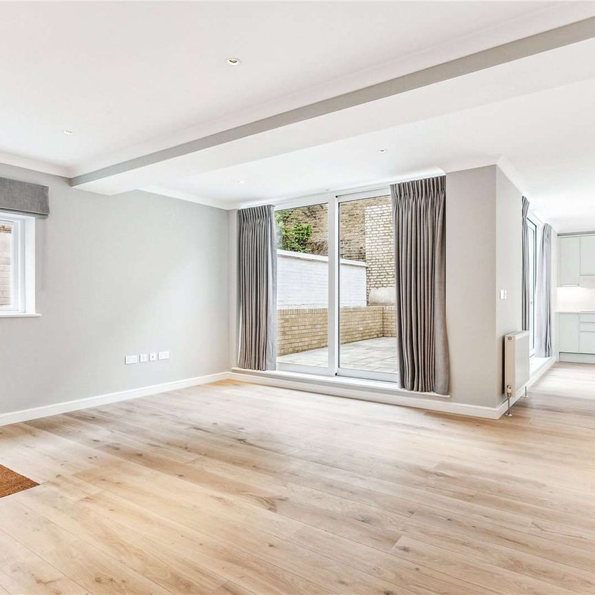 Northcote Road, London, SW11 6PN - Photo 1