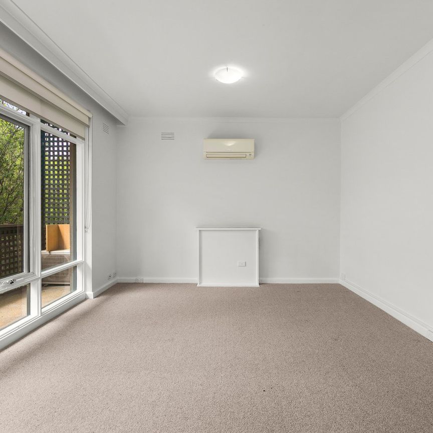 3/7 White Avenue, Kew East VIC 3102 - Photo 1