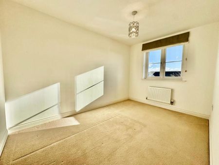 4 bedroom terraced house to rent - Photo 5