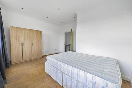 4 bedroom flat to rent - Photo 5