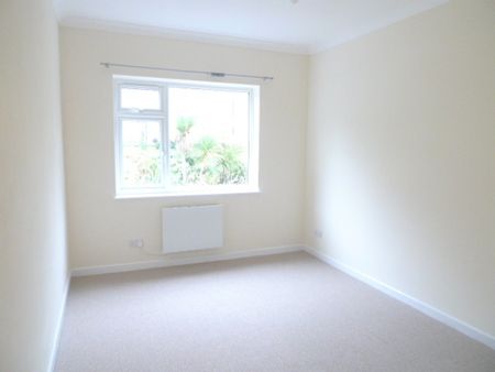 Frances Road, Bournemouth - Photo 3