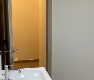 Appartement te huur in Rumbeke voor € 900 met 2 slaapkamers - Photo 4