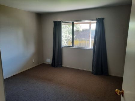 Three Bedroom Home - Photo 2