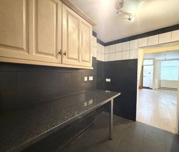 Chamberlain Street, WA10 4NJ - Photo 2