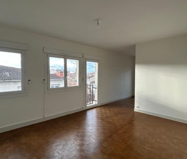 Location Appartement 2 pièces 68m² ALBI 81000 - Photo 2