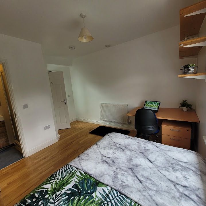 7 En-suite Rooms Available, 11 Bedroom House, Willowbank Mews – Student Accommodation Coventry - Photo 1