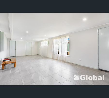 10 Kirkton Close, Raymond Terrace, NSW 2324 - Photo 3