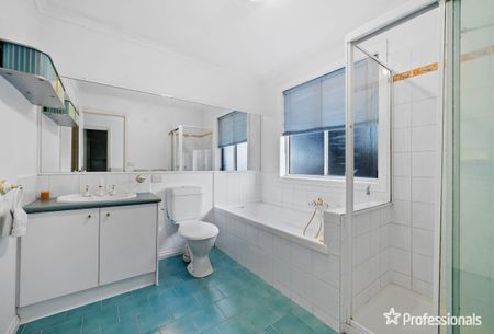 15b Avila Place, Keilor Lodge VIC 3038 - Photo 2