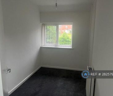 3 bedroom end of terrace house to rent - Photo 4