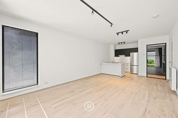 Appartement te huur - Photo 1